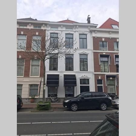 Huize Copes Apartment Den Haag, 2 Bed, 2 Bath Luaran gambar